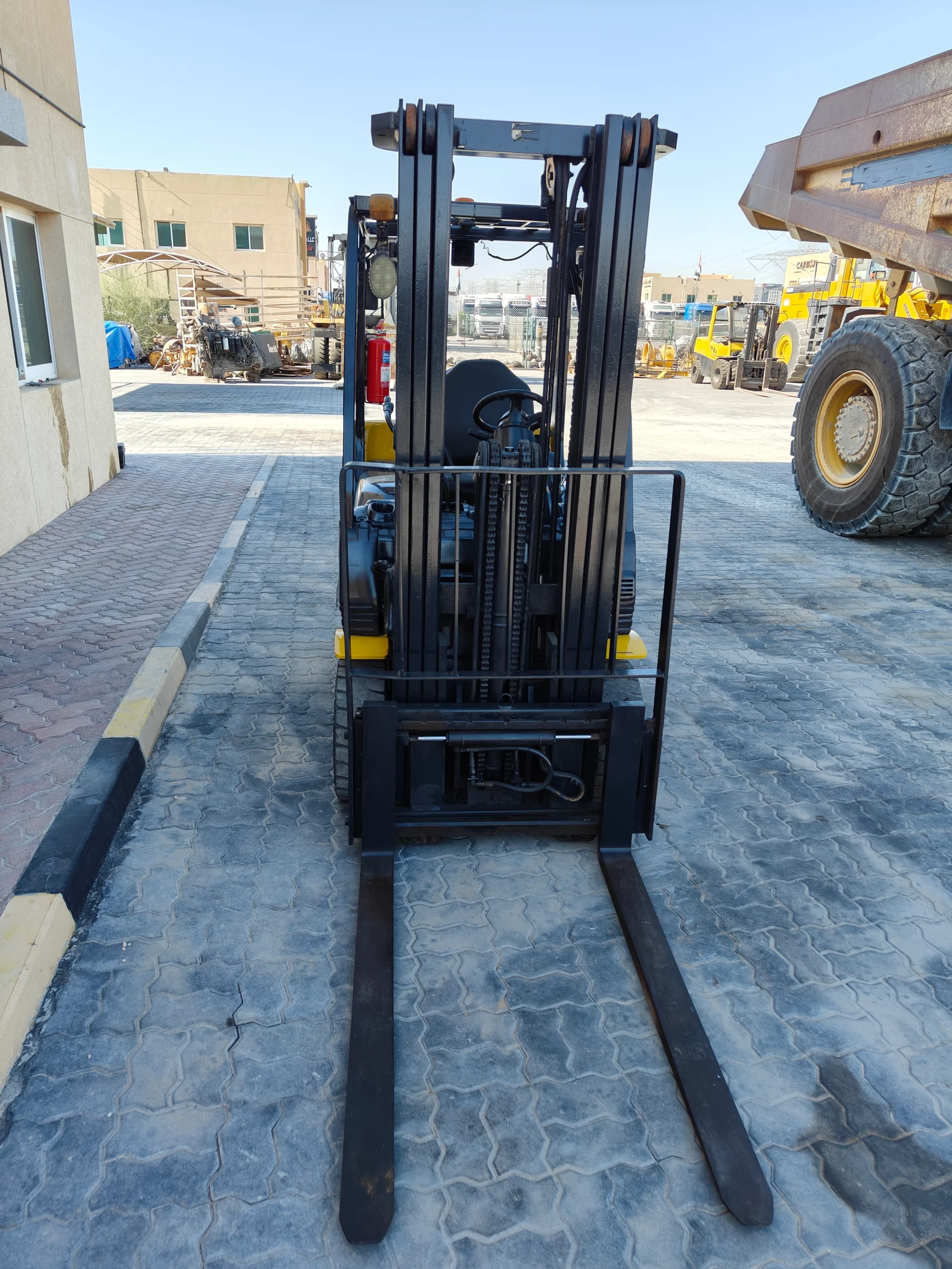 High-performance crane under load test