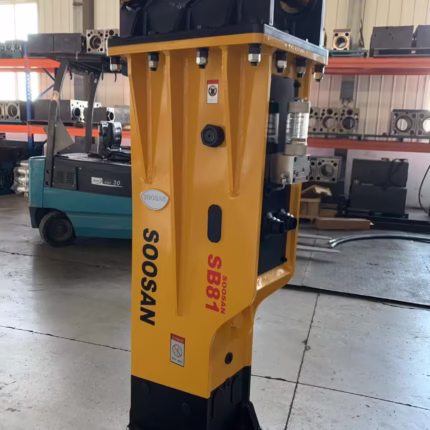 Heavy equipment with advanced hydraulics
